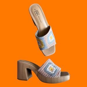 Bohemian Boho Crochet Knit Groovy Chunky Platform Heels Sandals Mules Size 9